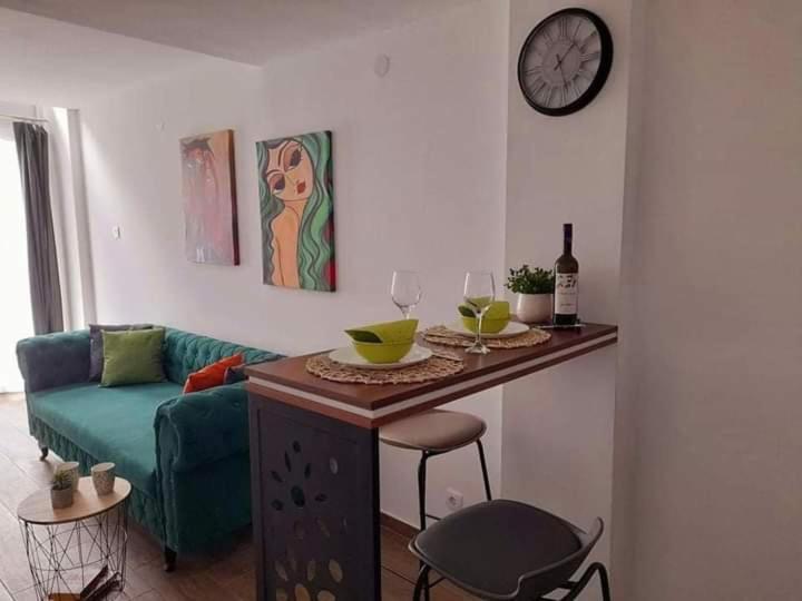 Limone Apartmani Ni Екстериор снимка